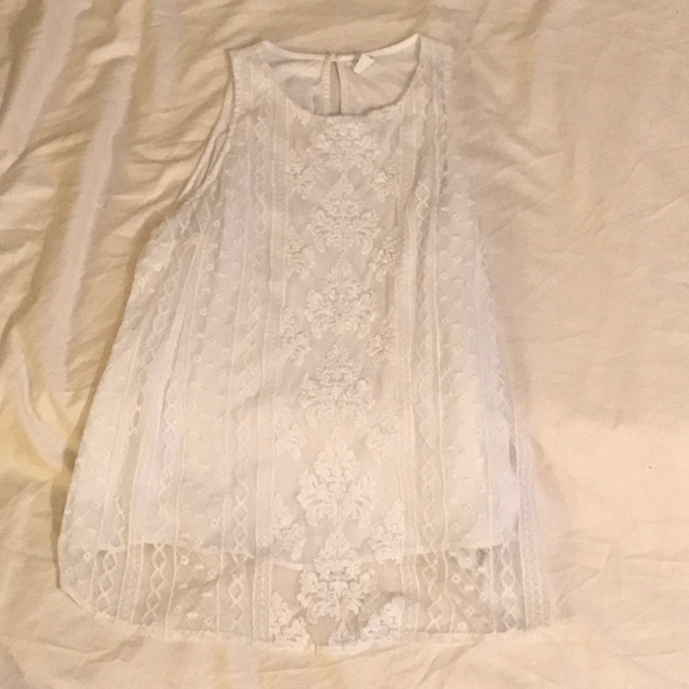 White lace tank top